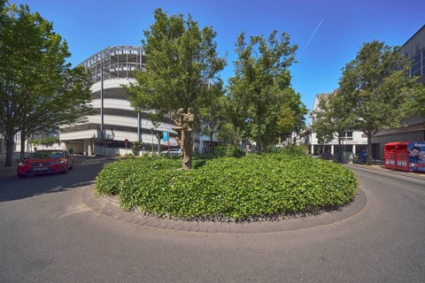 Till Eulenspiegel statue, sculptor Eberhard Linke, Kronberger Hof parking garage, general