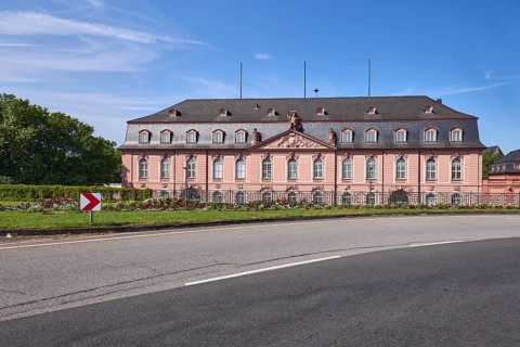 New armoury, state chancellery, historic building, baroque style, trees, lawn, road, lanes, blue