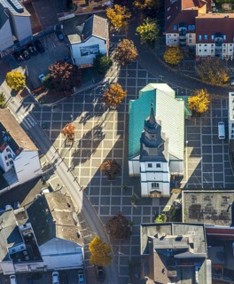 Aerial view, evangelische Jugendkirche/Lutherkirche, autumnal trees, Mitte, Hamm, Ruhr region,