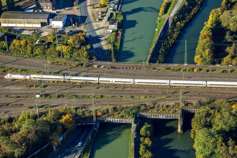 Aerial view, ICE train on the Hafenstraße railway bridge across the Lippe river and Datteln-Hamm