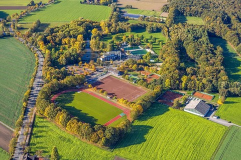 Aerial view, Selbachpark of 1. FC Pelcum e.V., soccer stadium and athletics stadium, surrounded by