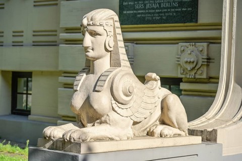 Sphinx in front of the entrance to Alberat iela 2a, Art Nouveau residential building, Art Nouveau