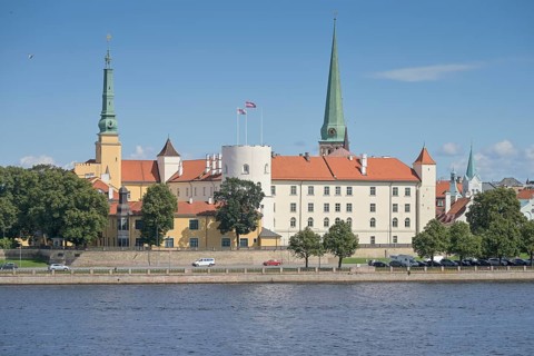 Castle, river Düna, Riga, Latvia