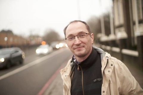 Contentment, daily life, street, portrait, Northern European ethnicity, London, Great Britain,
