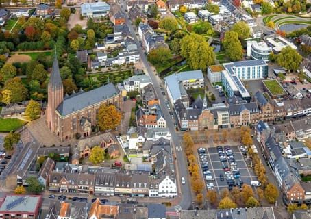Aerial view, Catholic parish church of St. Maria Magdalena, Diakonie day care, market square car