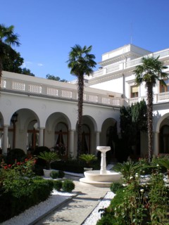 The Italian Courtyard, with its unique, luxurious architectural style, is a cozy, picturesque