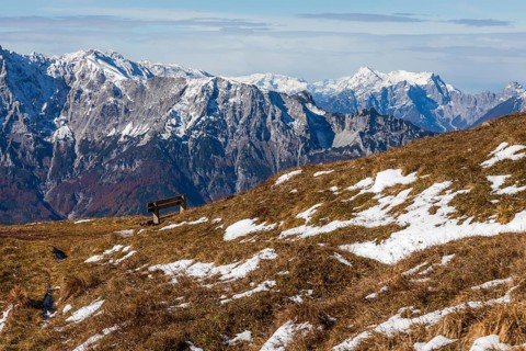 Autumn atmosphere, viewing bench, snow on mountain peaks, Eisenerzer Alps, Styria, Austria