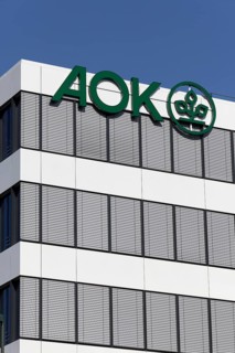 AOK Rheinland Hamburg, logo on building, health insurance, Düsseldorf, North Rhine-Westphalia,