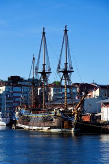 Worlds largest ocean going wooden sailing ship, replica of historic Swedish East Indiaman Gotheborg