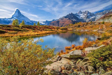 Leisee below the Sunnegga with Matterhorn 4478m and Zinalrothorn 4221m in autumn, Zermatt,