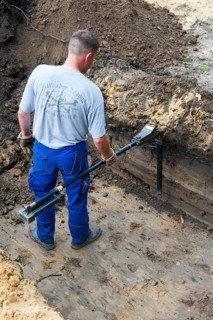 Worker, search, metal, probe, electromagnetic, weapon, ammunition, WW2, construction site,