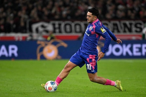 Nadiem Amiri 1. FSV Mainz 05 (10) Action at the ball MHPArena, MHP Arena Stuttgart,