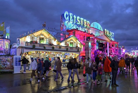 Haunted Palace ride, blue hour, Oktoberfest, Munich, Bavaria, Germany