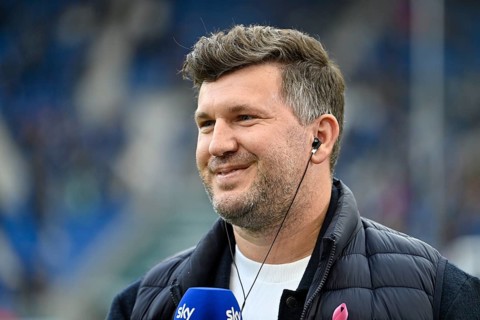 Sports Director Andreas Schicker TSG 1899 Hoffenheim Portrait interviewed microphone Mikro Logo SKY