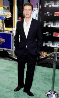 Edward Norton at the Los Angeles premiere of 'The Incredible Hulk' held at the Universal Studios