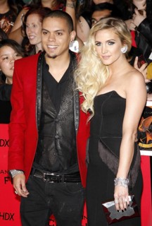 Evan Ross and Ashlee Simpson at the Los Angeles premiere of 'The Hunger Games: Catching Fire' held