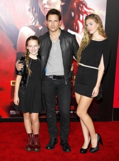 Peter Facinelli at the Los Angeles premiere of 'The Hunger Games: Catching Fire' held at the Nokia