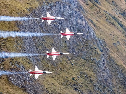 Axalp, Switzerland, airshow, demonstration, air force, army, military, Alps, mountains, F5,