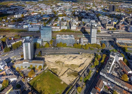 Aerial view, Essen Campus construction site at the main train station, innogy SE, Fakt Tower, DB
