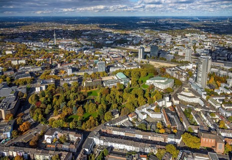 Aerial view, Essen Aalto Theatre and Essen Philharmonic in the Stadtgarten, Essen Campus