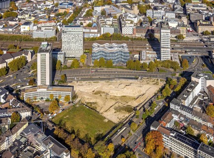 Aerial view, Essen Campus construction site at the main train station, innogy SE, Fakt Tower, DB