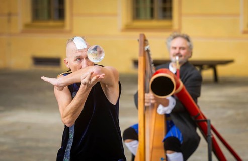 Fish and Forest Festival Moritzburg, Ars Mystica with Kelvin Kalvus and Stefan Weyh on the castle