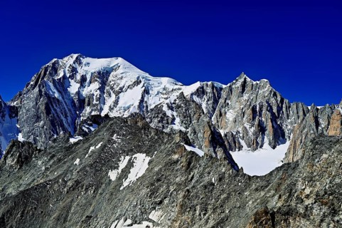 From the left, the mountains, Mont Blanc, Mont Maudit, Pointe Helbronner viewing terrace,