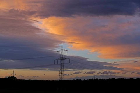 Clouds, sunset, high-voltage pole, Melbeck, Samtgemeinde Ilmenau, Lower Saxony, Germany