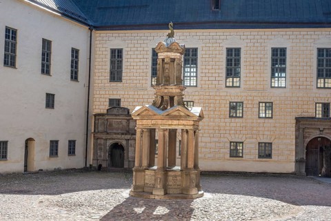Well in the courtyard of the castle in Kalmar, Småland, Sweden, Scandinavia