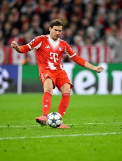 Leon Goretzka FC Bayern Munich FCB (08) Action on the ball Champions League, Allianz Arena, Munich,