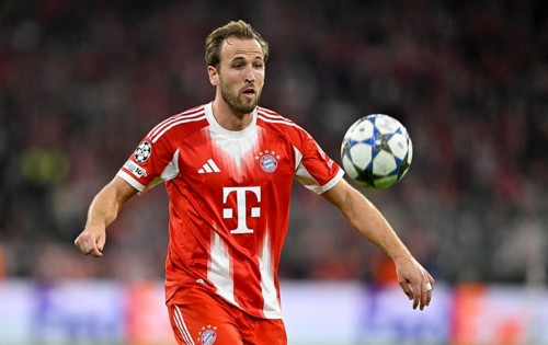 Harry Kane FC Bayern Munich FCB (09) Action on the ball Champions League, Allianz Arena, Munich,