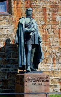 Bronze statue of Frederick William IV King of Prussia, Hohenzollern Castle, ancestral home of the