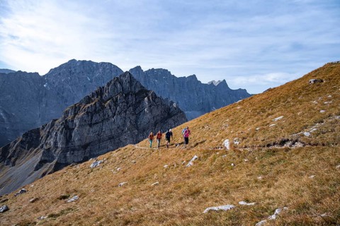 Hiking on hiking trail, hiking to Gamsjoch, eastern Karwendel, Tyrol, Austria
