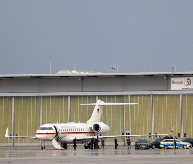 Federal Chancellor arrived in Stuttgart and Heilbronn with VIP jet from Berlin Bombardier