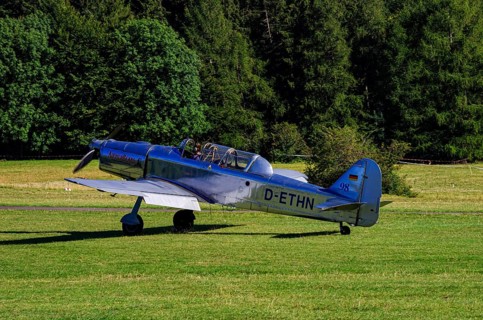 A Pilatus P-2 from Pilatus Flugzeugwerke AG with registration D-ETHN during a flight demonstration