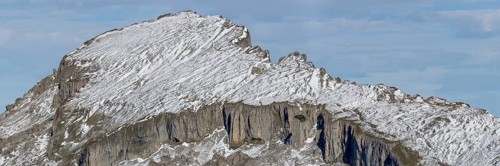 Mountain panorama from Walmendinger Horn, 1990m, to the Hohe Ifen covered by the first snow in