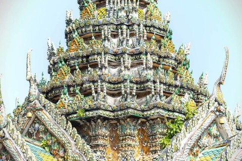 Central Prang at Wat Arun Rajwararam (Temple of Dawn), a Thai Buddhist temple on the west bank of