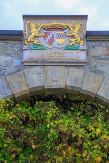 Coat of arms over the gate to Domhof 22, former cathedral manor house Schorlemer, Hildesheim, Lower