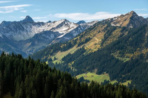 Left Hochkünselspitze, right Walmendinger Horn, Kleinwalsertal, Vorarlberg, Allgäu Alps, Austria