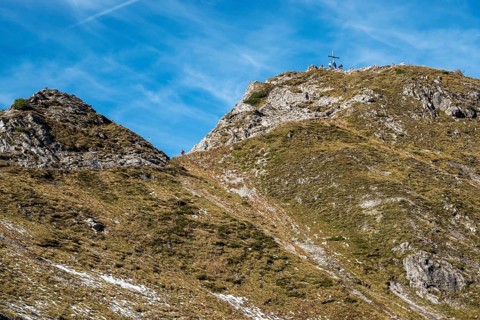 Behind the summit of the Kanzelwand with summit cross and people, Allgäu Alps, Allgäu, Vorarlberg,
