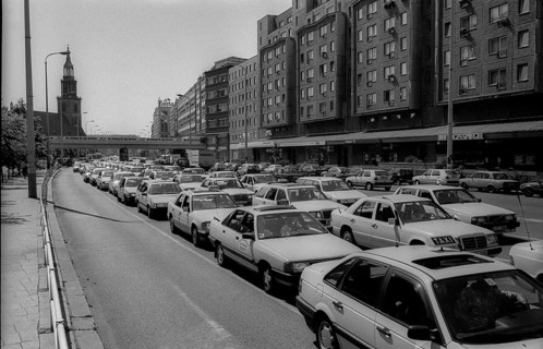 Germany, Berlin, 31.7.1992, mourning convoy of taxi drivers for a murdered colleague