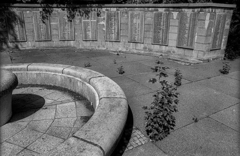 Germany, Halle, 5.8.1992, Soviet military cemetery in Halle, wall, name plates of fallen Soviet