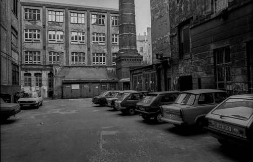 Germany, Berlin, 3.8.1992, backyard in Prenzlauer Berg