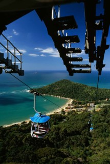 Cable car at Unipraias Park. Balneário Camboriu, Santa Catarina, Brazil