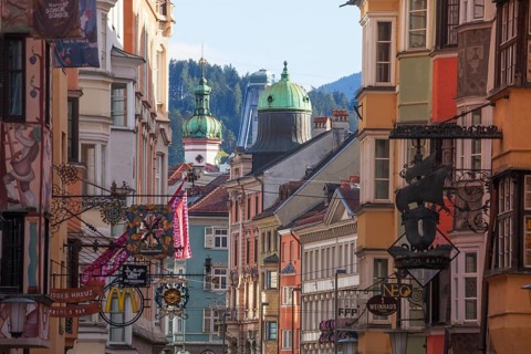 Historic houses in Herzog-Friedrich-Straße, Old Town, Innsbruck, Tyrol, Austria