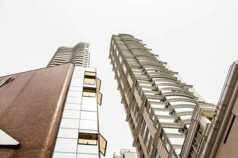 The Millennium Palace is the highest building in Brazil, with 46 floors and 177 meters high. It is