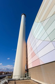 The Nossener Brücke CHP plant is a power plant in Dresden's Löbtau-Nord district that went into