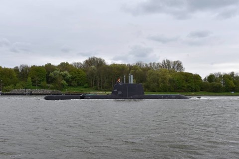 Warship, submarine, submarine TKMS Submarine 01 sails in the Kiel Canal, Schleswig-Holstein,