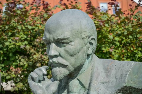 Lenin, bronze statue from Soviet times, History Museum, Estonian History Museum Maarjamäe Palace,