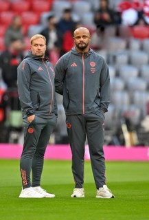 Coach coach Vincent Kompany FC Bayern Munich FCB and assistant coach Aaron Danks FC Bayern Munich